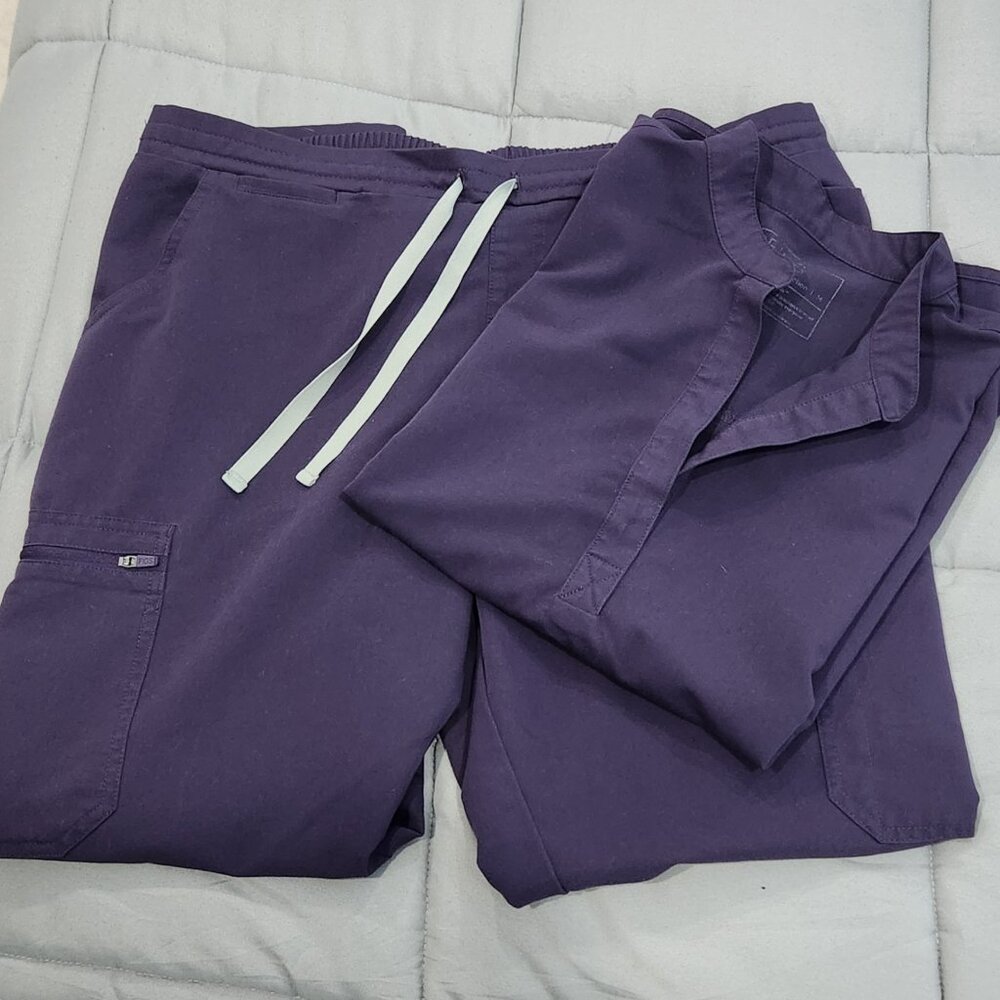 Figs Scrub Set in Purple Shadow